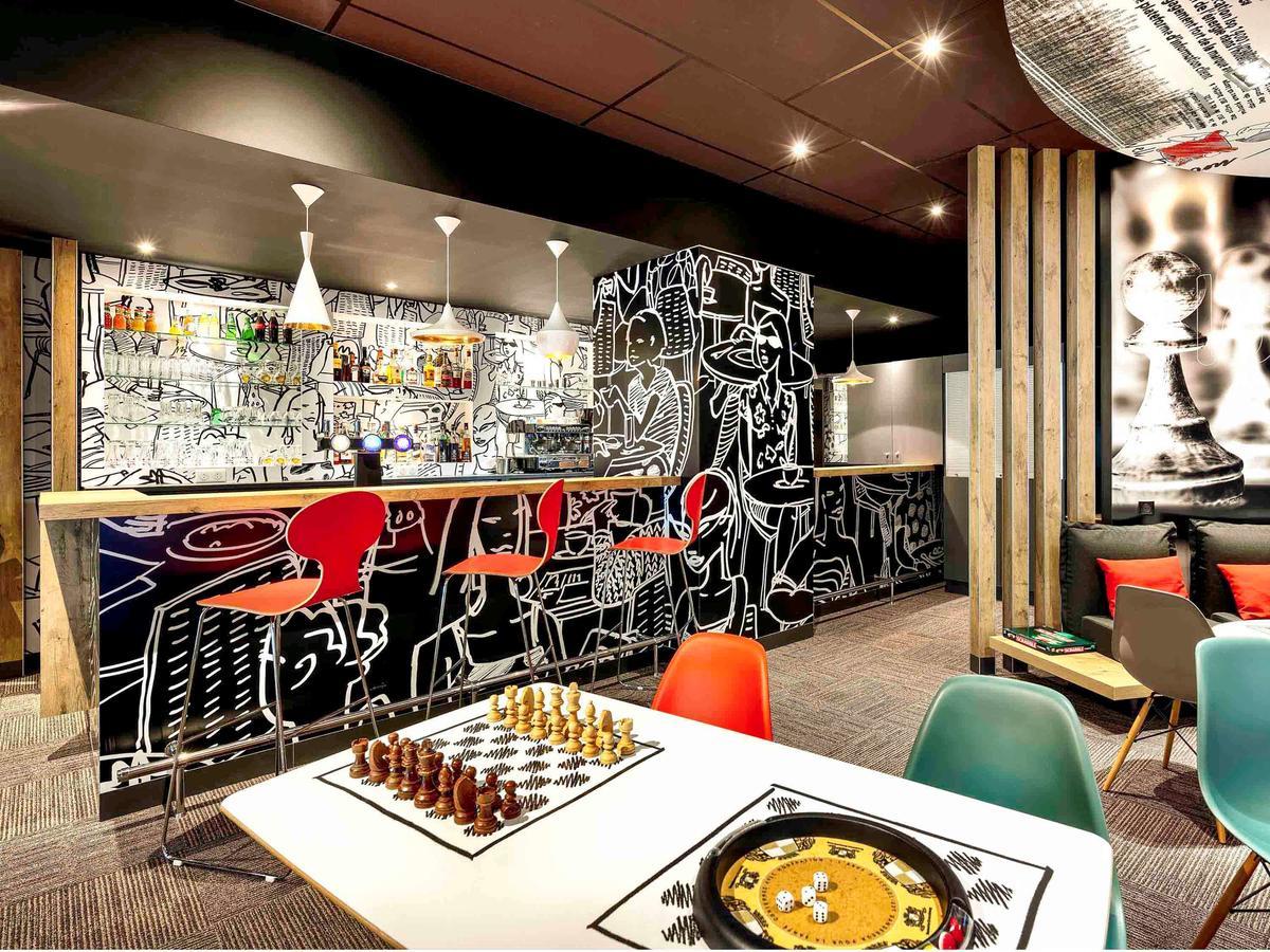 Ibis Site Du Futuroscope Hotel Шасней дю Пуату Екстериор снимка