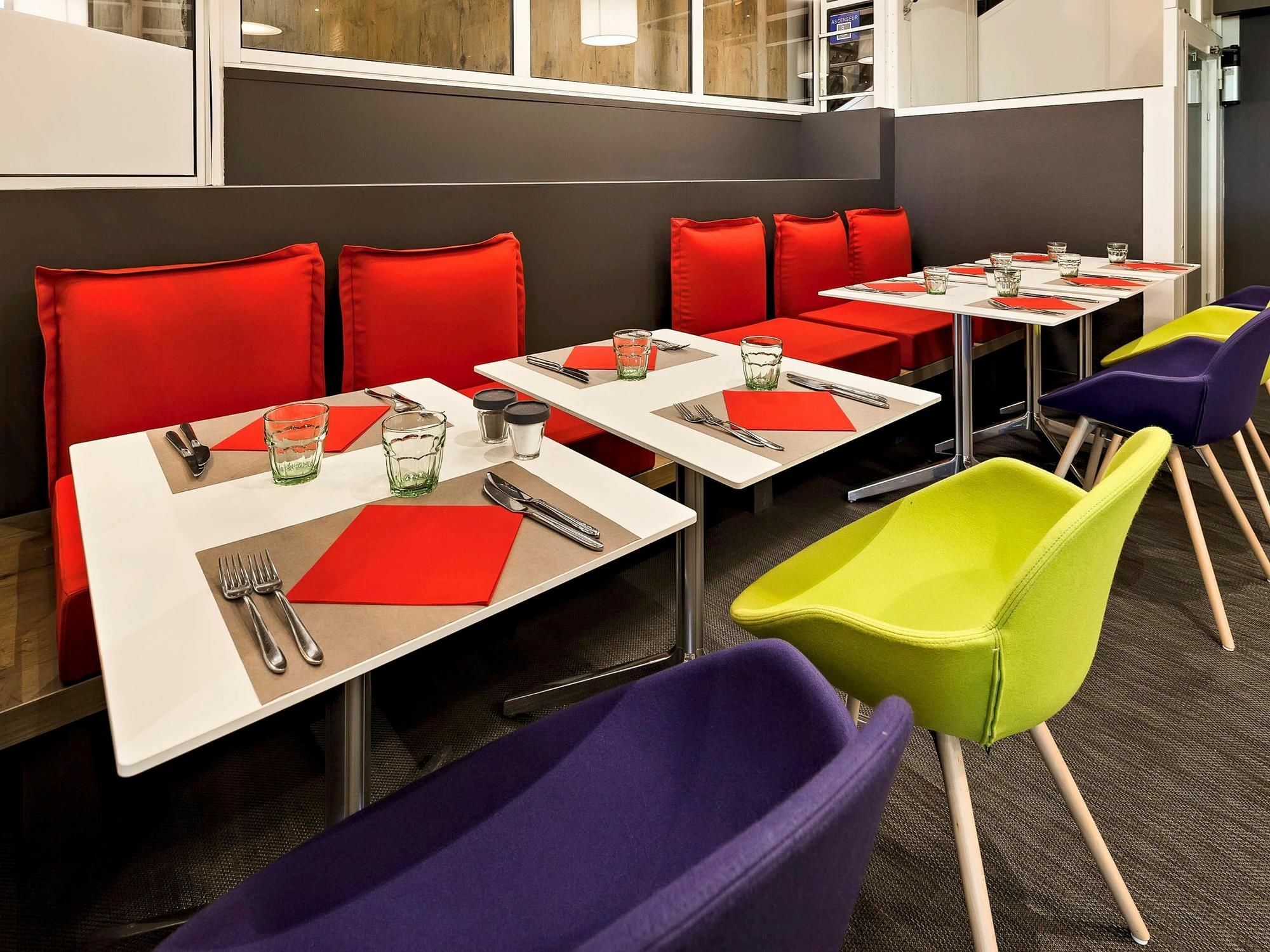 Ibis Site Du Futuroscope Hotel Шасней дю Пуату Екстериор снимка